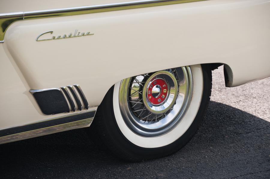  Ford Crestline Skyliner V8 1954 года  (фото 60 из 75)